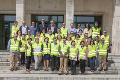 Integrantes de los equipos de emergencia de la Biblioteca