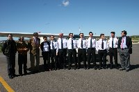 Consejeros de Ucoaviacin, profesores e instructores comparten una sesin de prcticas con los alumnos y sus familias.