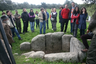 Visita al Dolmen denominado El Torno. Villanueva de Crdoba.