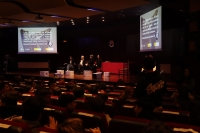 Un momento del debate con el alumnado de cuatro institutos de Córdoba